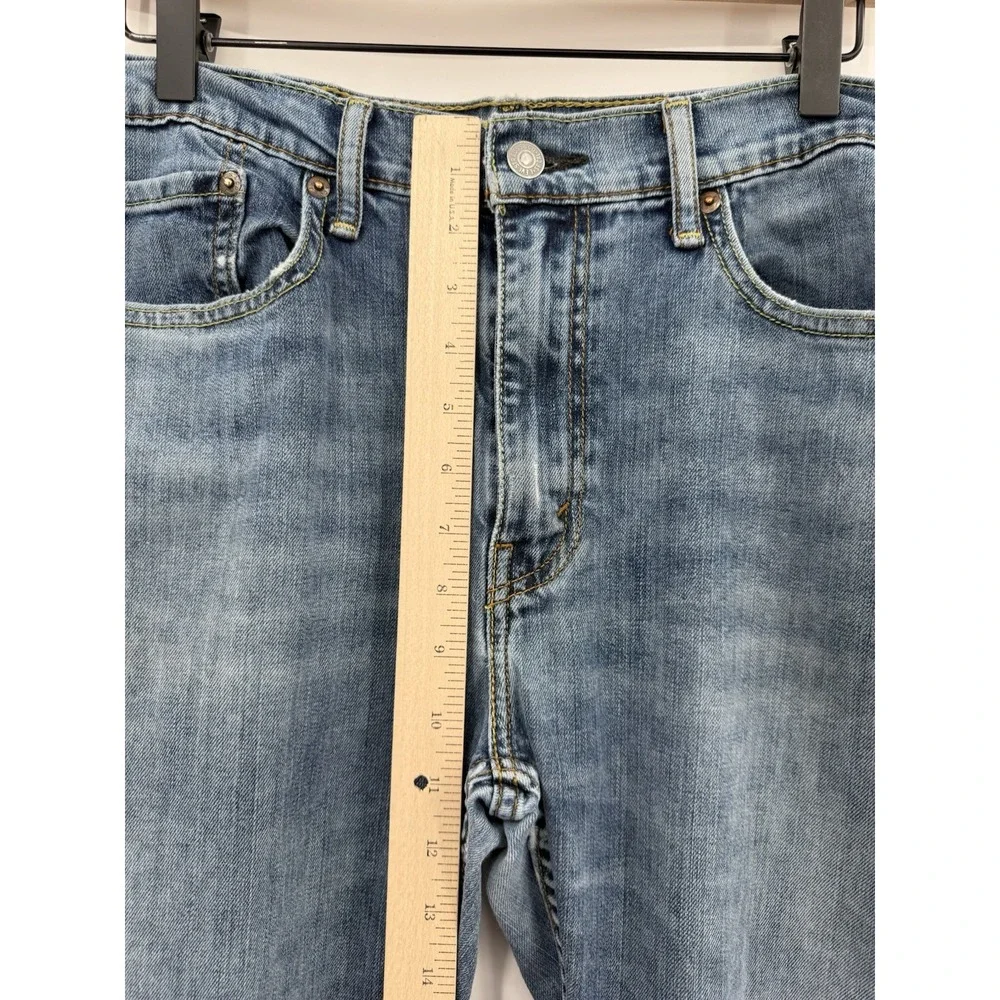 Levis read distressing